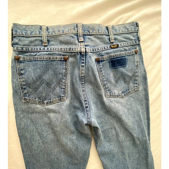 Mens Straight Leg Wrangler Light Wash Jeans Size 31x30 - Picture 5 of 5